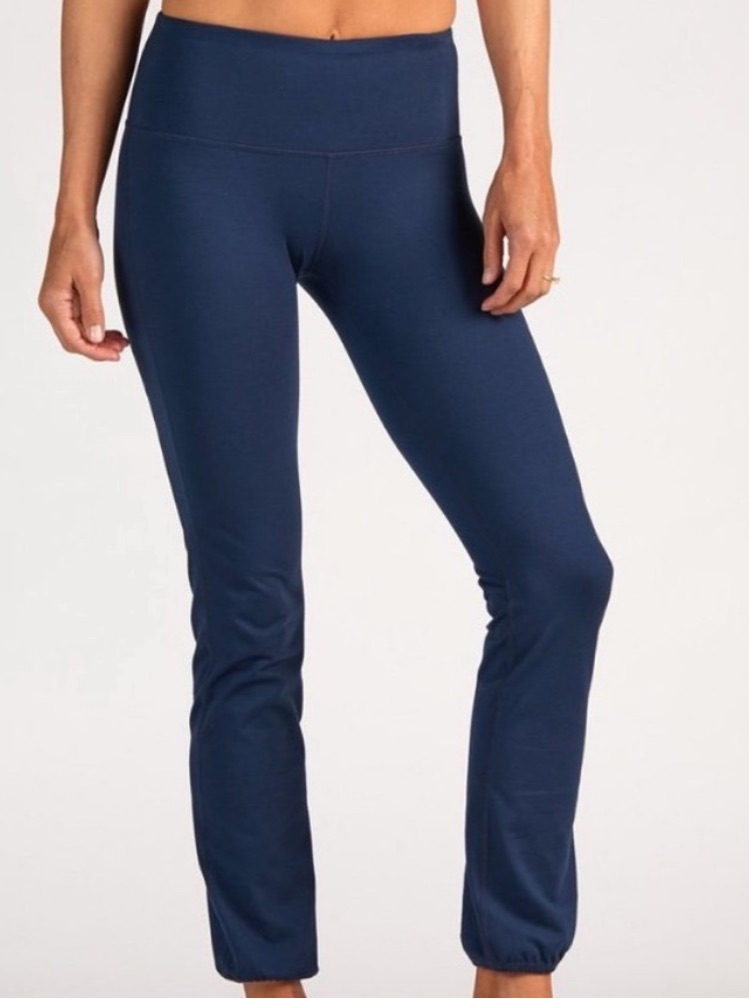 Vuori Willa Legging In Navy Size Xsmall